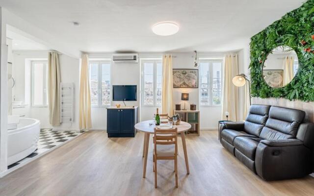 Appart-Jacuzzi à 6 min de la gare St Charles