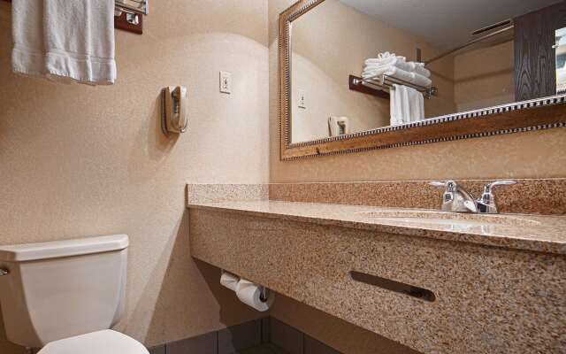 Best Western Plus Rama Inn