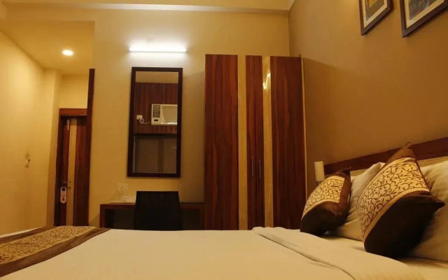OYO Premium Old Station Road Bhubaneswar 4