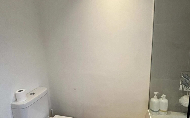 Stunning 1BD Flat - Ladbroke Grove, West London!