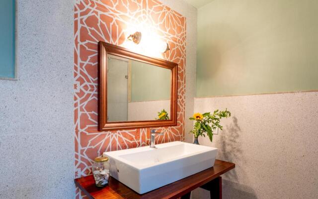 Elivaas Bludoor Luxury 5Bhk Villa With Private Pool