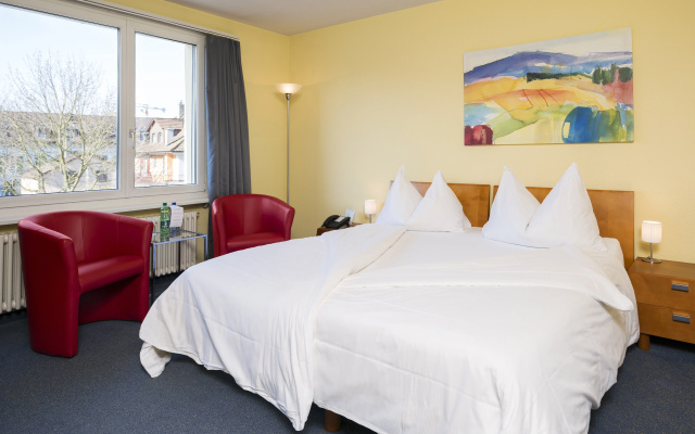 Hotel Baeren – Guest Rooms – Suhr