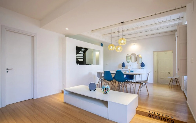 Mirror Apartment With Seaview Terrace