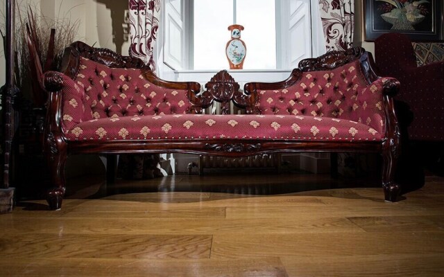 Newcastle House Hotel