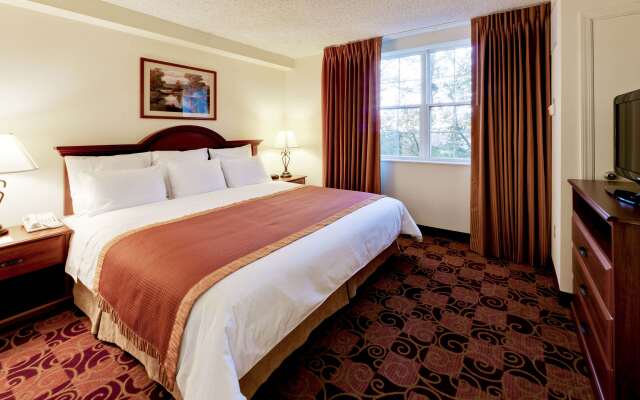 Hawthorn Suites by Wyndham Louisville East