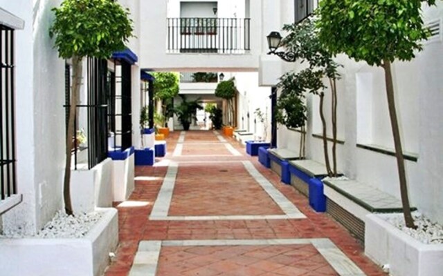 Apartamentos Jardines del Puerto