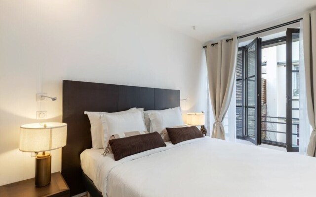 Stunning 2 Bed Apartment, Sleeps 4