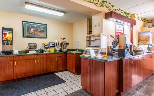 Econo Lodge Rocky Top