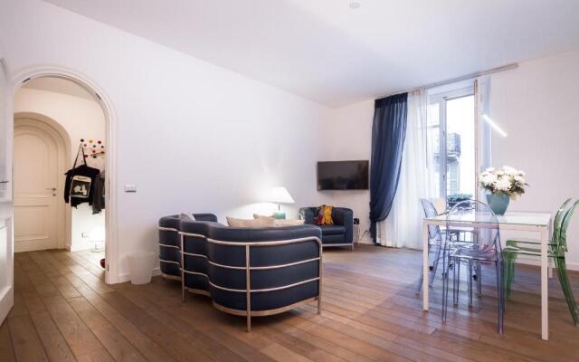 Como Design Apartment - byMyHomeinComo