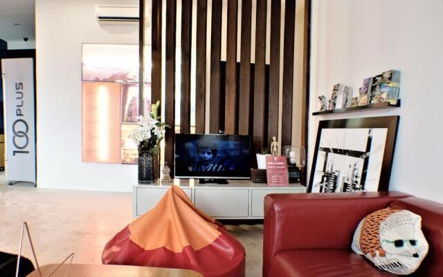 ZEN Rooms Eden Parade