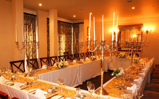 Redlands Hotel