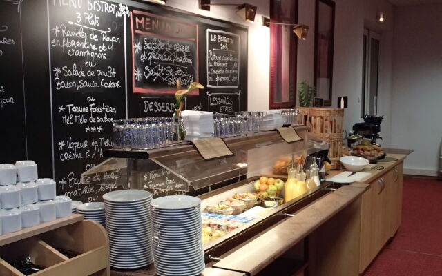 Brit Hotel Orléans St Jean de Braye - L'Antarès