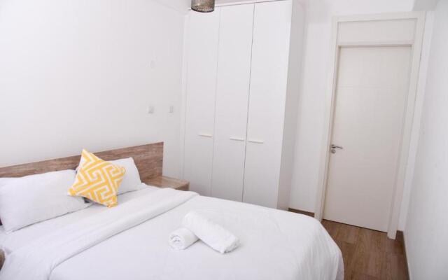 2bdr luxury apartment 16th floor