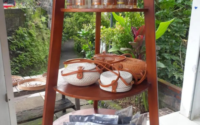 Sugi Gede Homestay