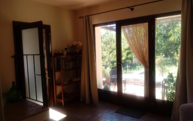 Stunning 1-bed House in Castel Cellesi, Italy