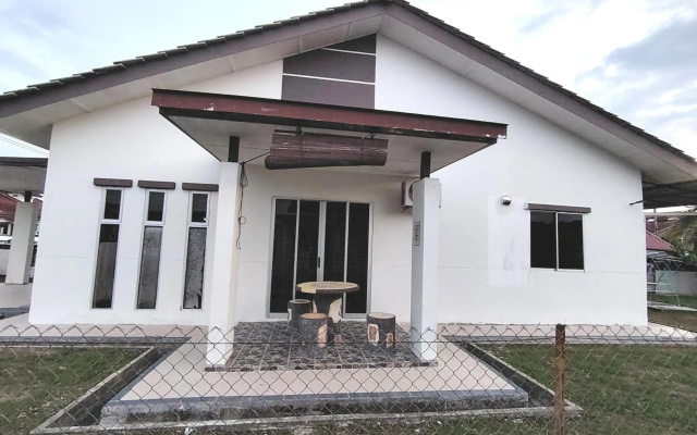 A&W Homestay 1, Vista Perdana, Miri - photo 3