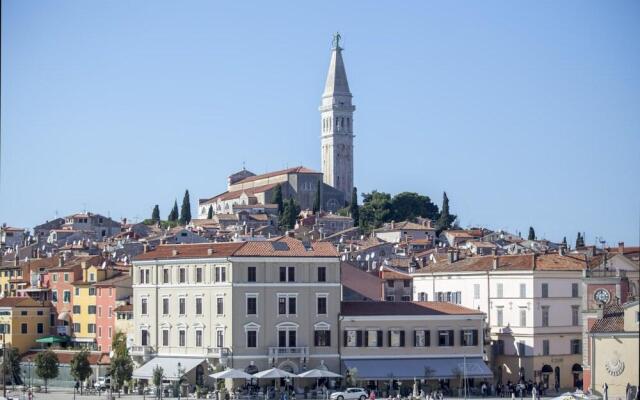 Apartments Crevatin Riva