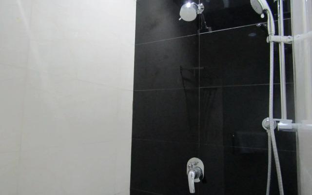 Madina Inn