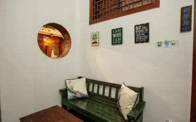 Dream 1988 Hotel