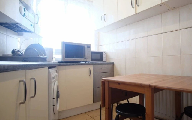 2-bed Apartment in London Woolwich
