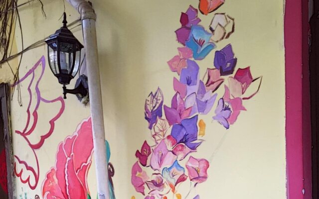 Guilin How Flowers Youth Hostel