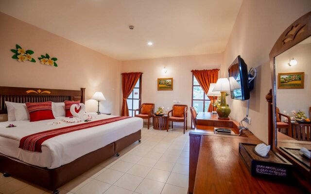 Hyton Leelavadee Hotel (SHA Extra Plus)