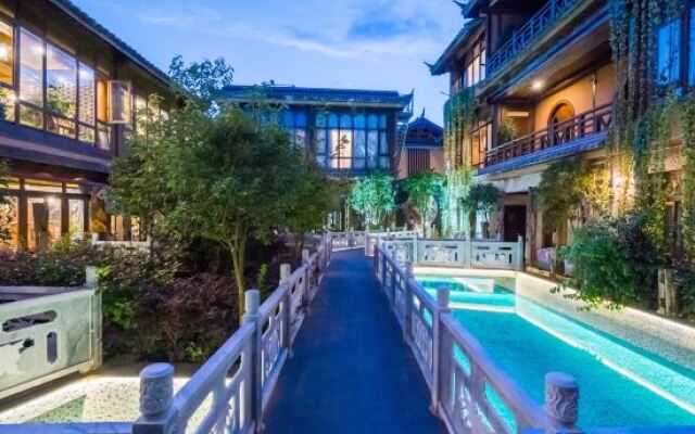 Lisiman Inn (Lijiang Art Club)