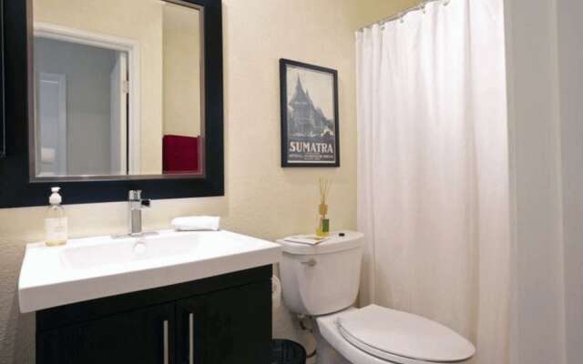 Villa Felicity-luxury Villa With Mountain View