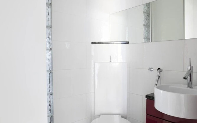 Grand luminous 150m2 2BR aptmnt in Eira