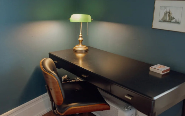 Downtown Retro Bolhao by Vacationy