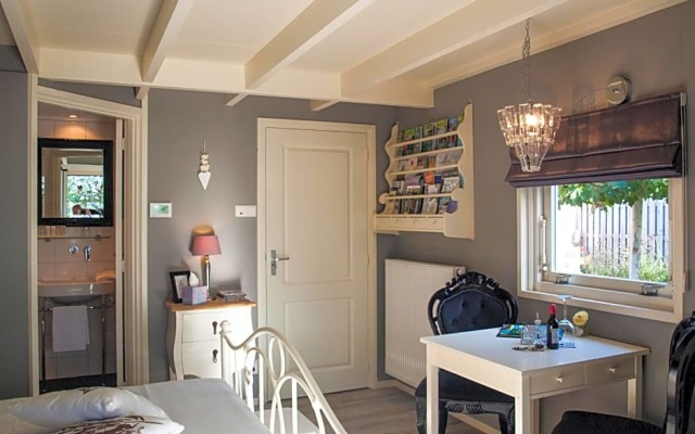 Bed & Breakfast De Schuur Inn