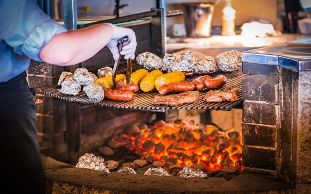 Holiday Inn Resort Warszawa Józefów**** by IHG