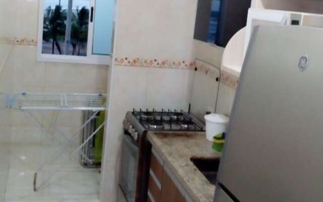 Apto. Pé na areia com Churrasqueira