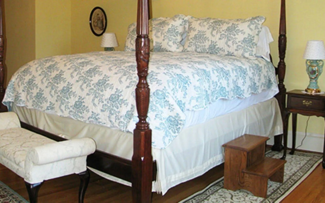 Hill Crest Bed & Breakfast
