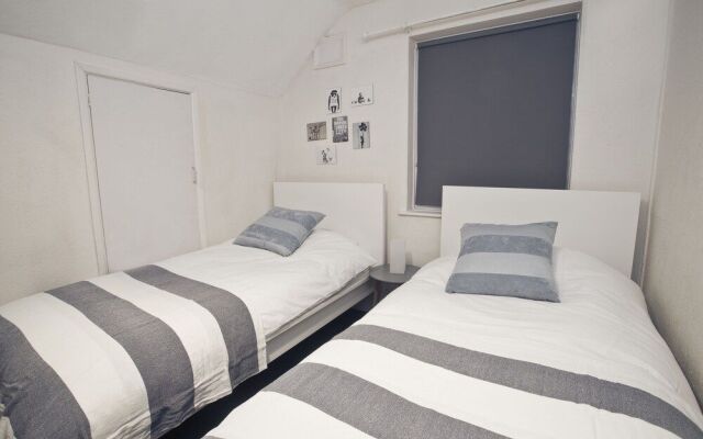 Short Stay Bristol - Druids Hill House