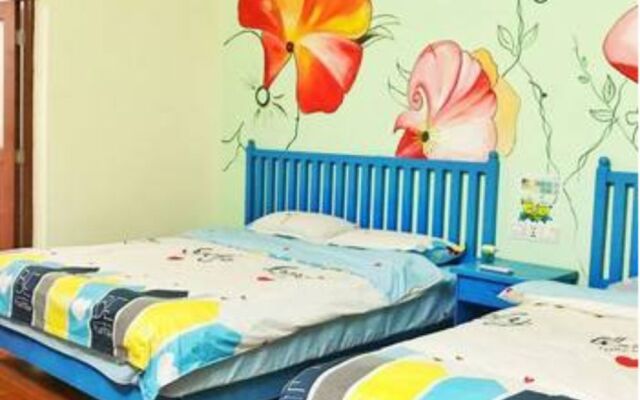 Yatou Backpacker Hostel