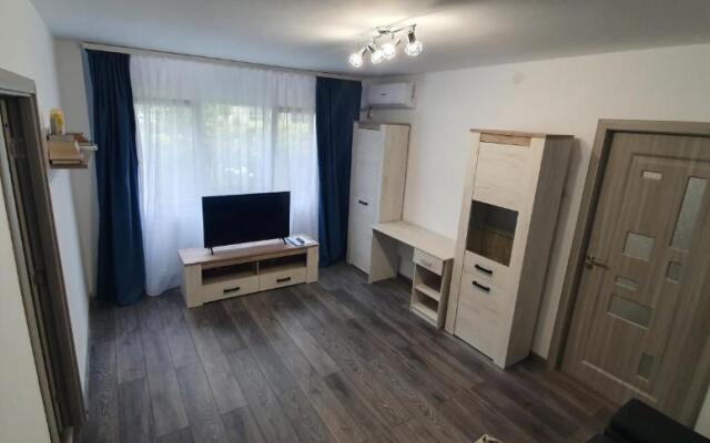 3 Rooms Apartment Airy & Bright Garden