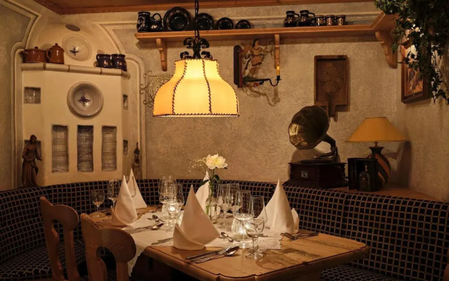 Hotel Restaurant Burg-Klause