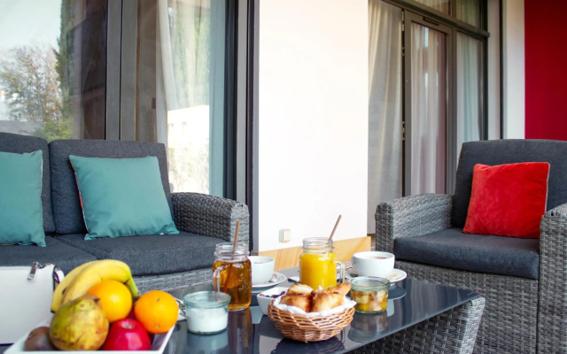 Best Western Plus Le Lavarin