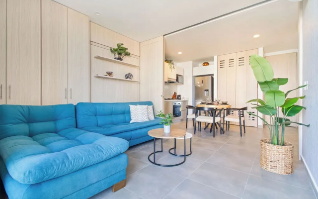 Salguero Suites By HostPro