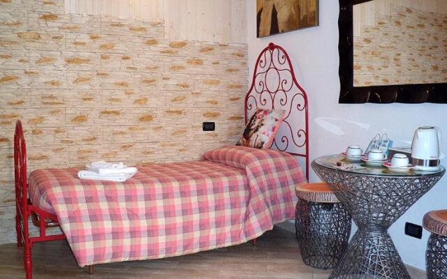 Michela Rooms