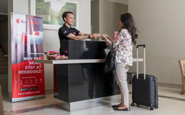RedDoorz Plus near UV Mandaue Cebu