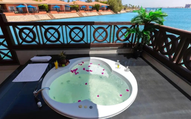 Golden Ocean Marina Hotel