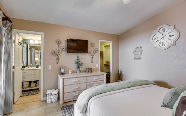 Dog-friendly Tucson Home w/ Patio & Hot Tub