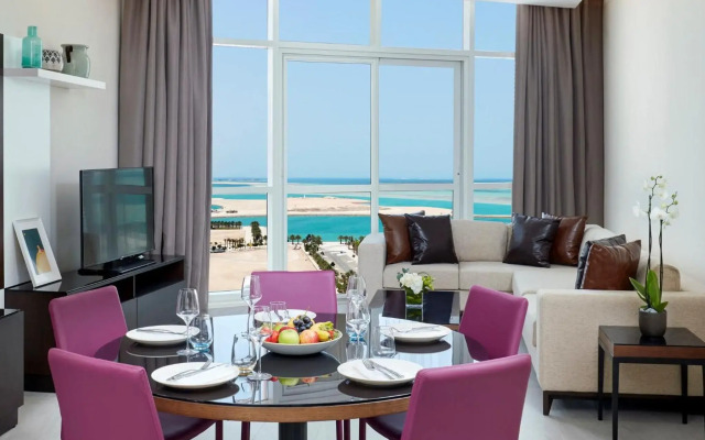 Staybridge Suites Doha Lusail by IHG