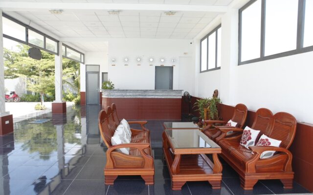 Van Nguyen Minihouse
