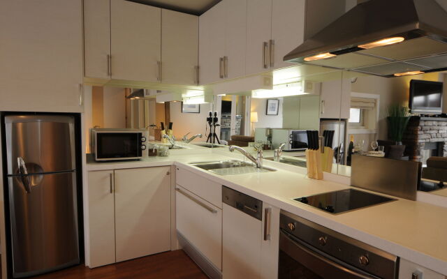 Furano Fresh Powder Apartments and Chalet