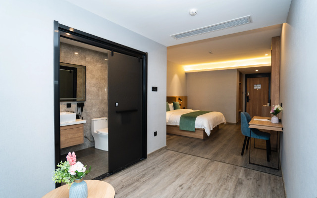 GreenTree Hotel (Anqing Wanjiang Avenue Biguiyuan Wanda Plaza)