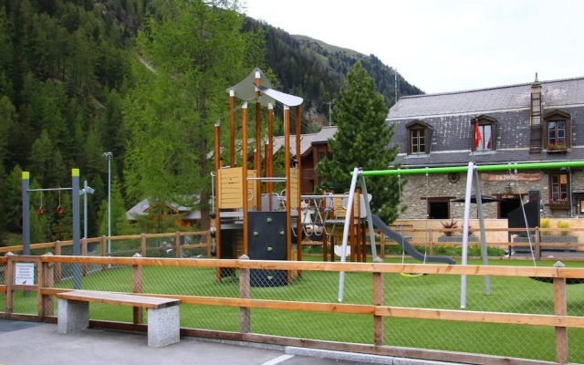 Luxe Apartment Near ski Lift