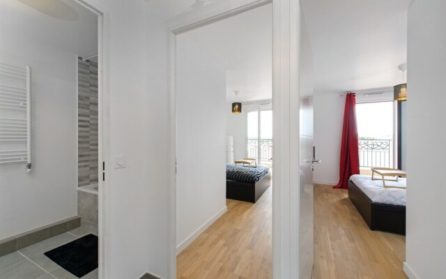 Accommodation with Parking near Paris